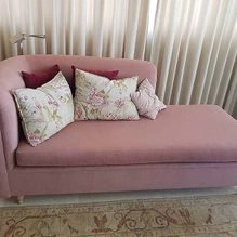 Tapicerías Planas II sofá rosa